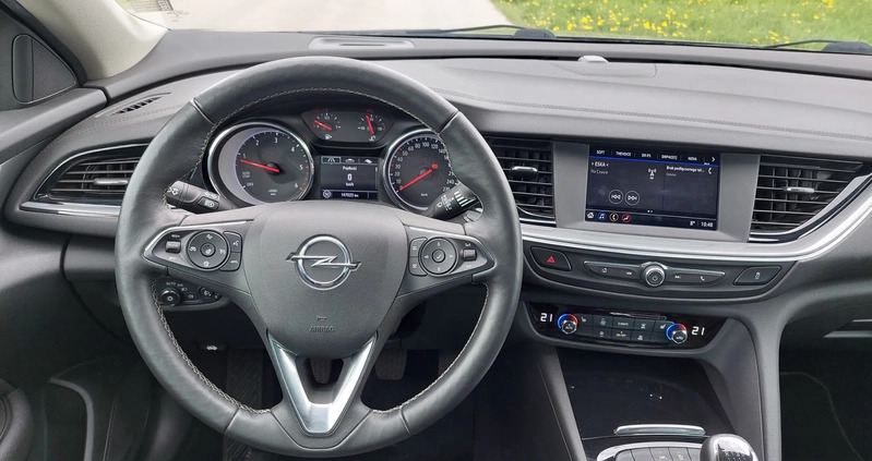 Opel Insignia cena 57900 przebieg: 147000, rok produkcji 2019 z Lublin małe 704